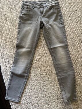 Old Navy Women's Skinny Jeans in Gray